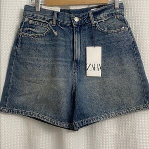 Zara Sparkly Blue Bermuda Shorts/ Size 6